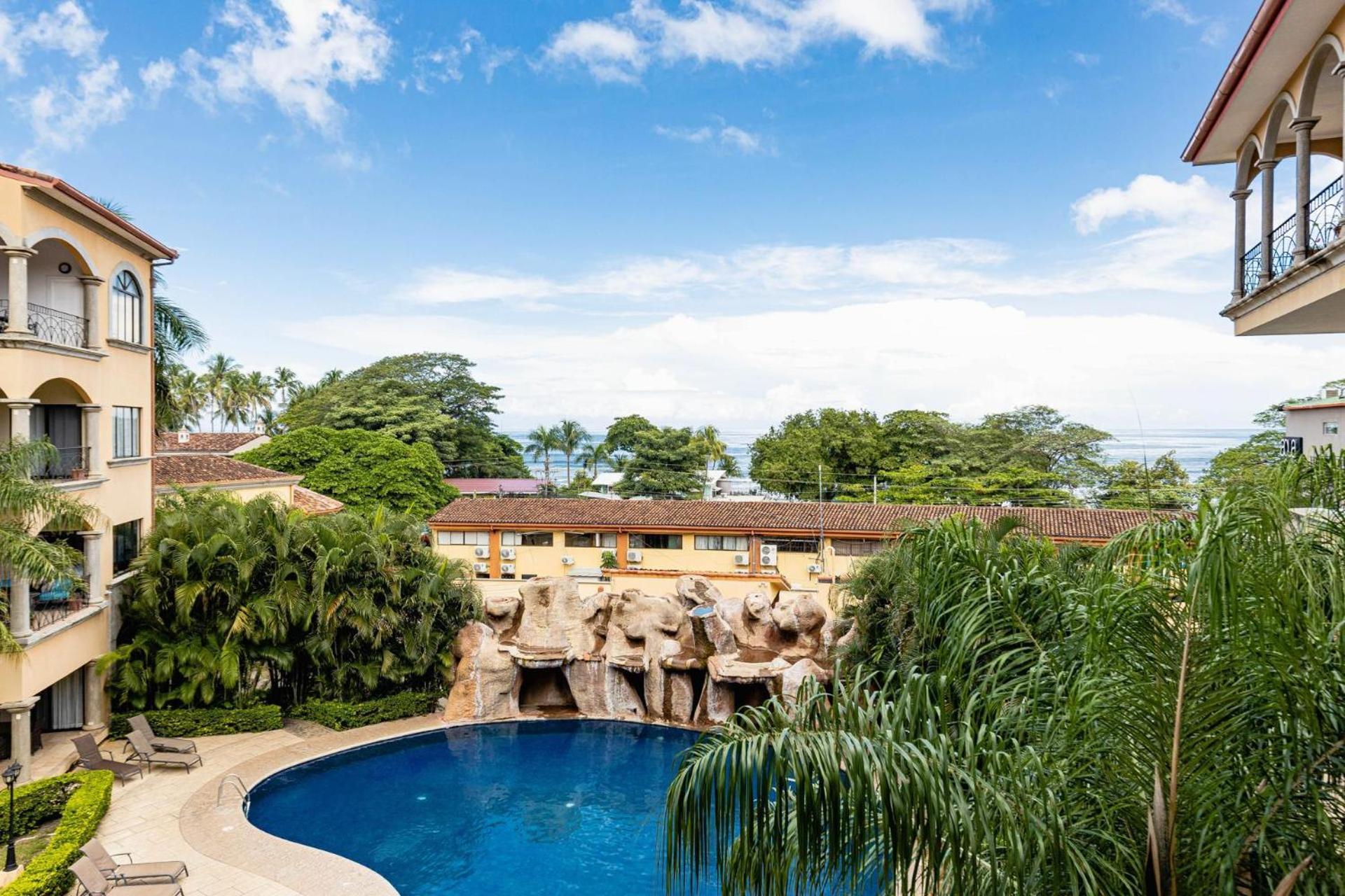Sunrise 6- Ocean View 2 Bedroom Condo, Steps To The Beach Tamarindo Exterior photo
