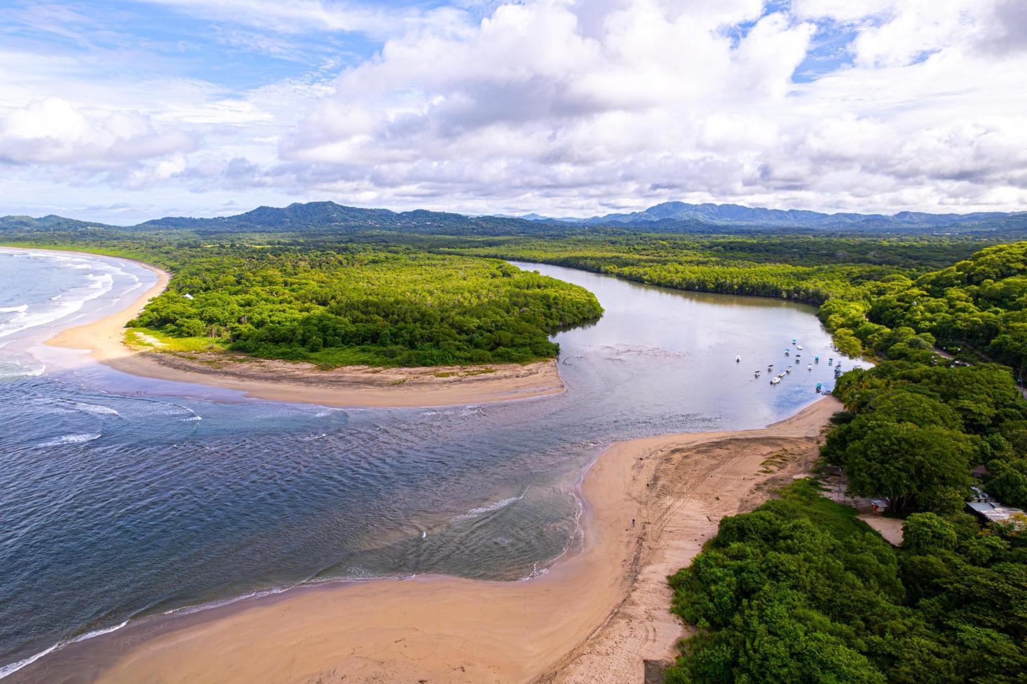 Sunrise 6- Ocean View 2 Bedroom Condo, Steps To The Beach Tamarindo Exterior photo